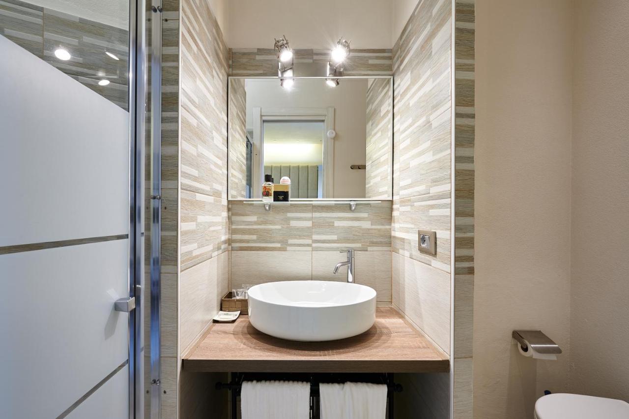 Room 230 Roma Luxury Suites Экстерьер фото