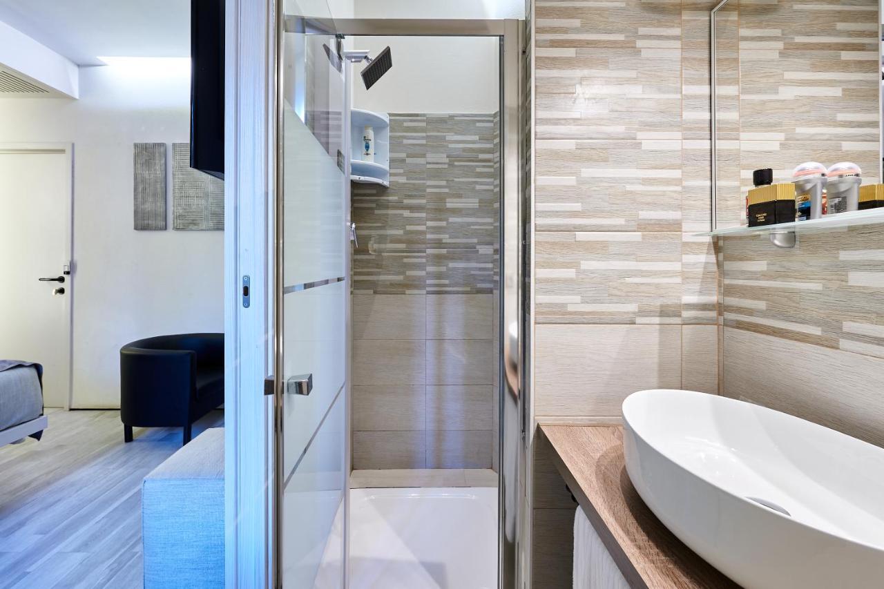 Room 230 Roma Luxury Suites Экстерьер фото
